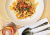 Simple tomato & rocket pasta