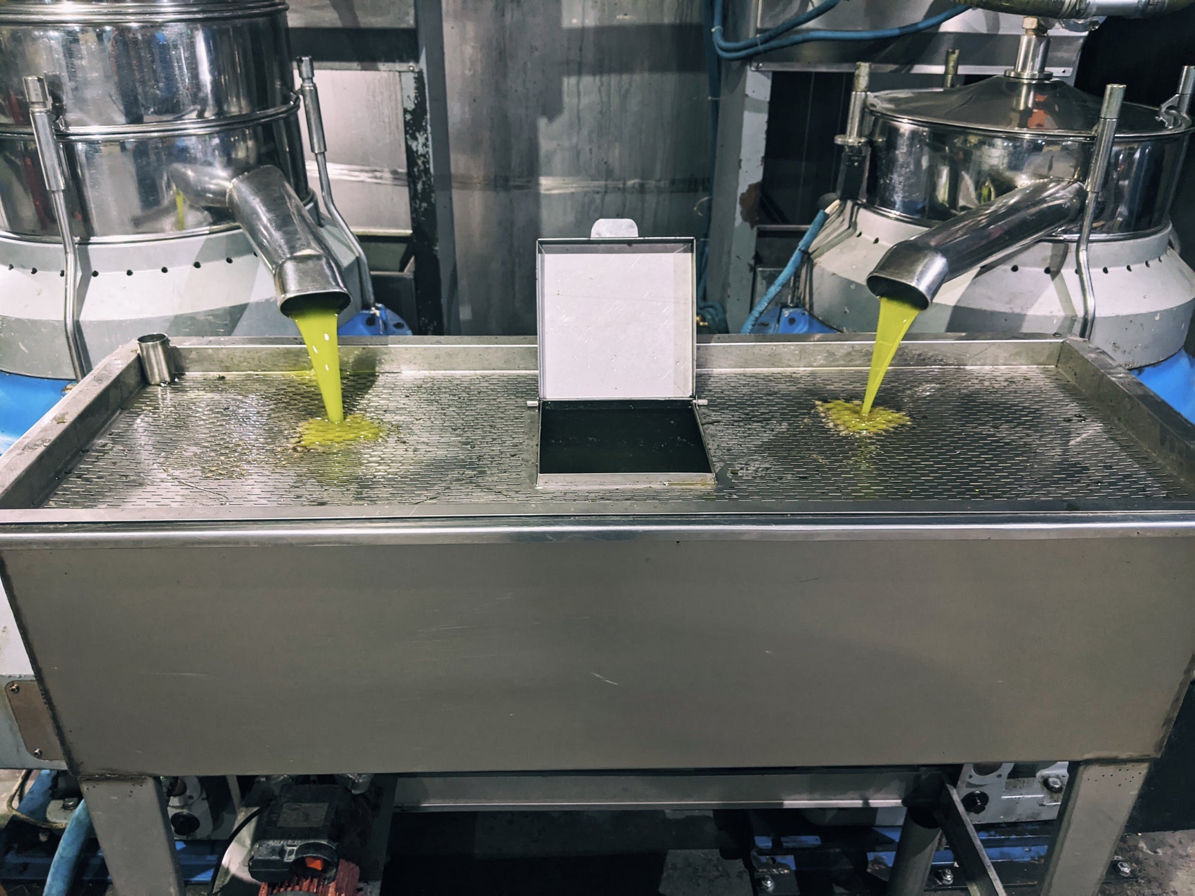 What is 'cold pressed' olive oil? And is it the same as 'extra virgin'?