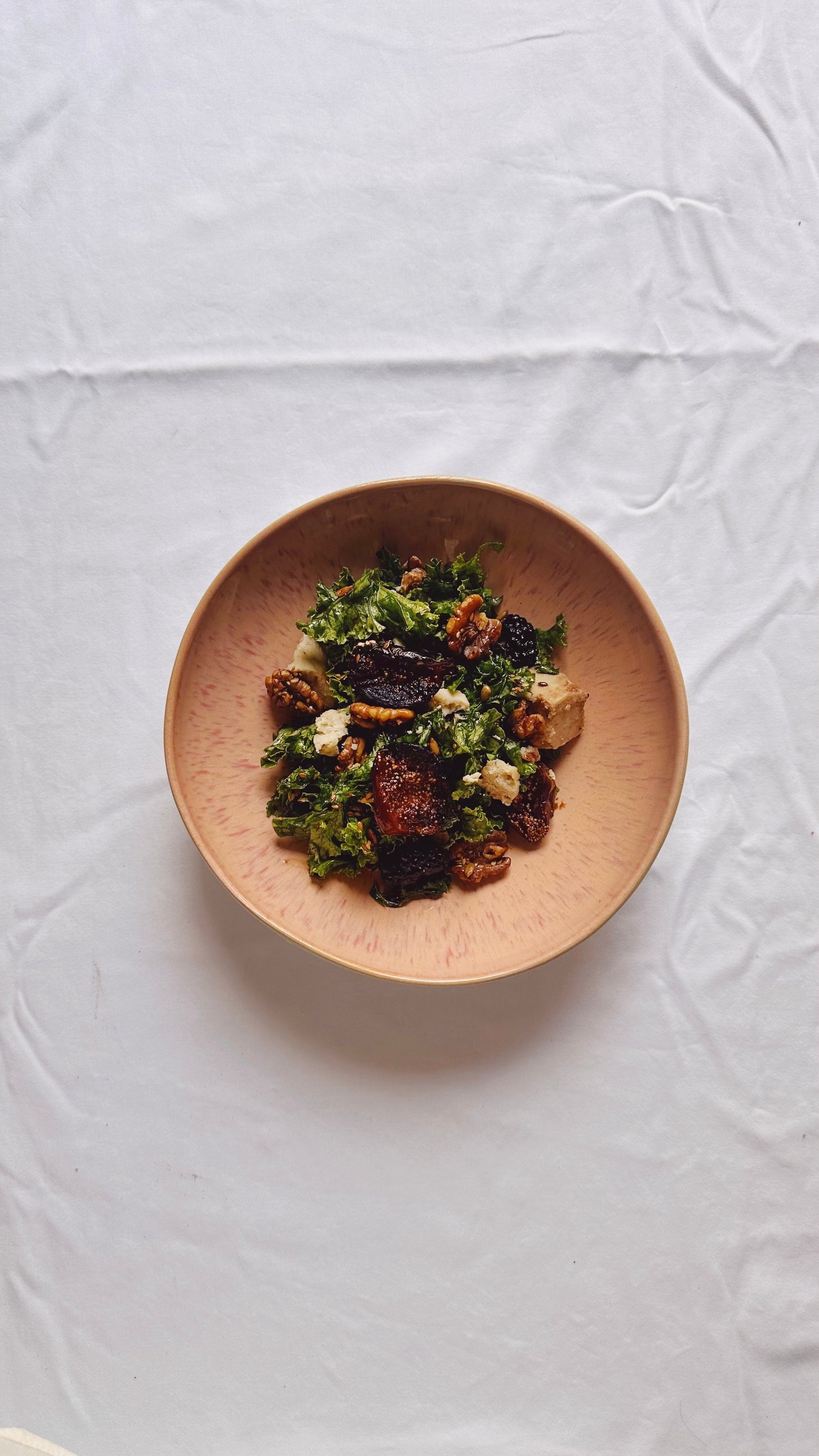 Kale and fig salad