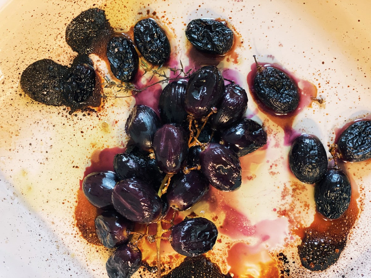 Roasted grapes in olive oil—how to cook 'em 🍇